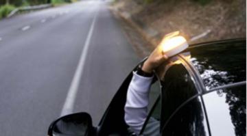 Baliza V16 conectada (Foto: Norauto)